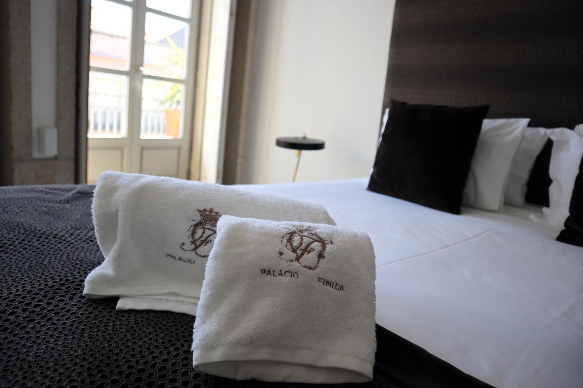 Palacio Fenizia Lux Apartments Porto Zimmer foto