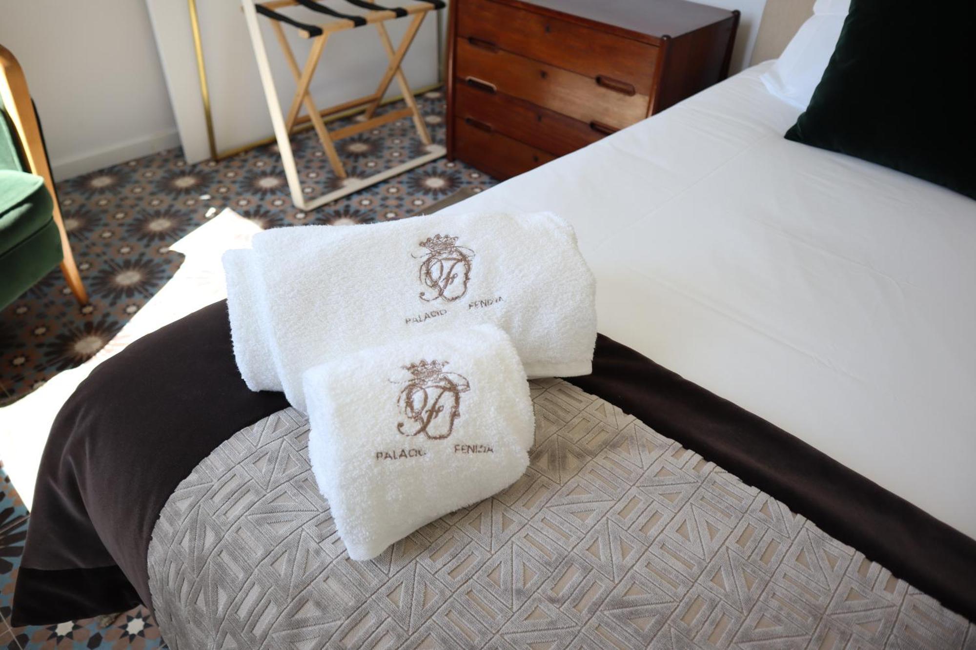 Palacio Fenizia Lux Apartments Porto Zimmer foto